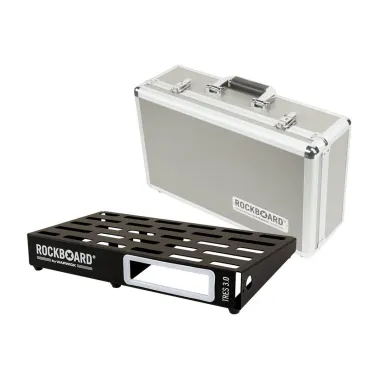 RockBoard RBO B 3.0 TRES C Pedálboard repülőtokkal, könnyű alumínium, csúszásmentes lábak