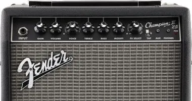 Fender Champion II 25 gitárkombó