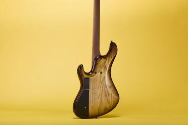 Ibanez MDM1300-NAB elektromos basszusgitár 4 húros, Natural Stained Amber Burst színben, puhatokkal