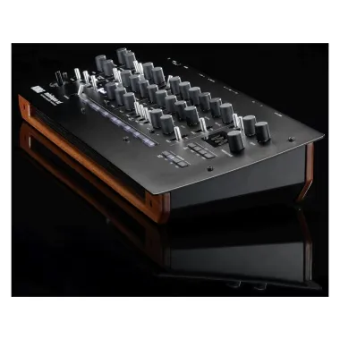 KORG KG-MINILOGUEXDM Polifónikus analóg szintetizátor modul, szekvenszer