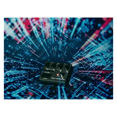KORG KG-NUTRS öszeszerelendő csöves kompresszor-overdrive pedál