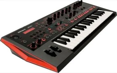 Roland JD-XI szintetizátor analóg/digitális crossover vocoder 37 mini billentyű