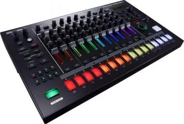 Roland TR-8S ACB modellezésű dobgép samplerrel és effektekkel