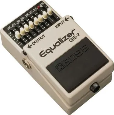 BOSS GE-7 Graphic Equalizer effekt pedál