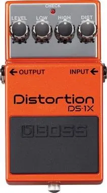 BOSS DS-1X Distortion effekt pedál speciális kiadású prémium hanggal