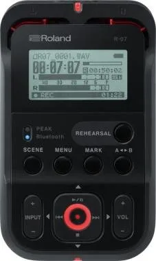 Roland R-07 (BK) hordozható felvevő - fekete