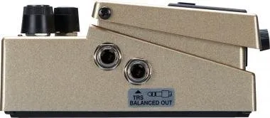 BOSS AD-2 Acoustic Preamp effekt pedál