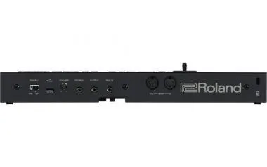 Roland D-05 Boutique lineáris aritmetikai szintetizátor modul