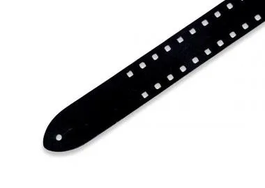 Levy's M12SPOV-BLK Gitárpánt, lyukasztott szegélyű (négyzet), polírozott bőr, 5cm széles, 144cm hoss