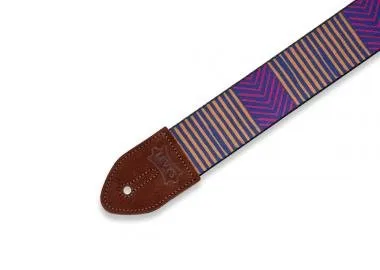 Levy's MP2TC-004 Gitárpánt, nyomtatott, poliészter, bőr végekkel, fekete műanyag oldalakkal, állítha