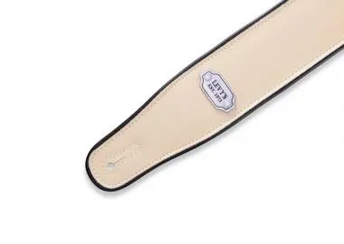 Levy's M26VP-CRM_TEL Gitárpánt, kétoldalú, fekete szélek, vinyl, 7cm széles, 109-142cm hosszú, krém/